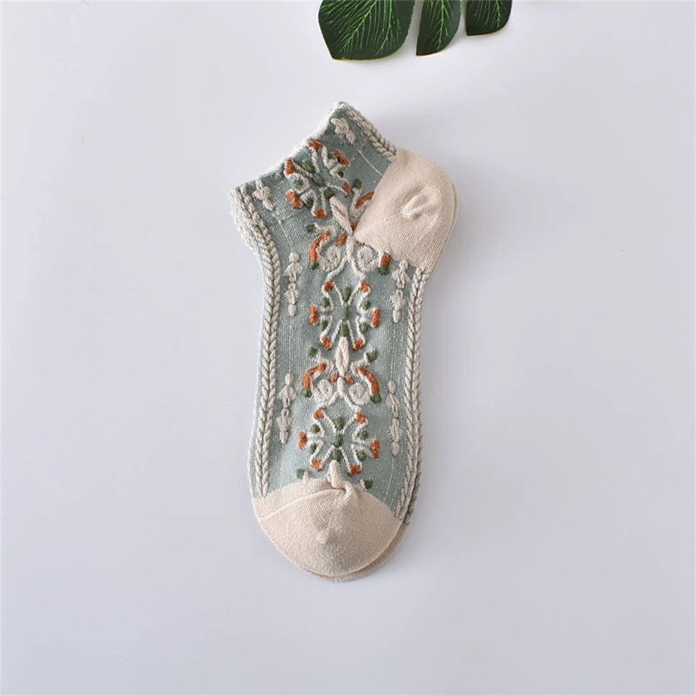 3 Pairs / Lot New Chic Women's Kawaii Cute Summer Fashion Ethnic Lolita Flower Retro Socks Dropship