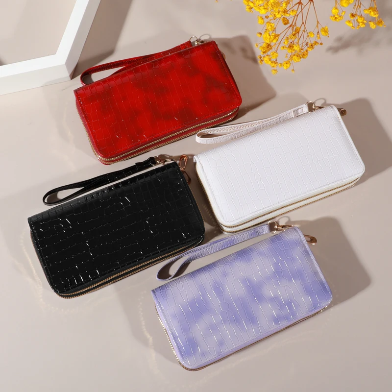 Chic Vintage Double Layer Clutch Wallet - Retro Zipper Coin Purse & Wristlet - Fashionable Womens Accessory with Secure Storage