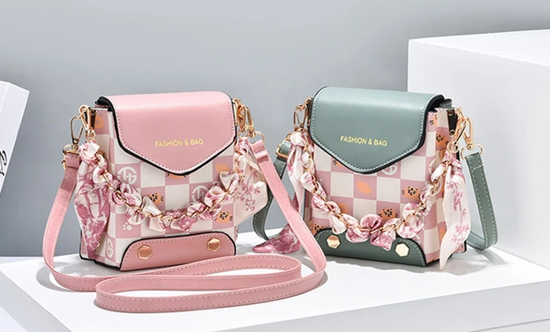 Mobile Phone Bag Women's New Summer Fashion Mini Bag Fashion Single Shoulder Crossbody Good-looking Suitable Daily Collocation