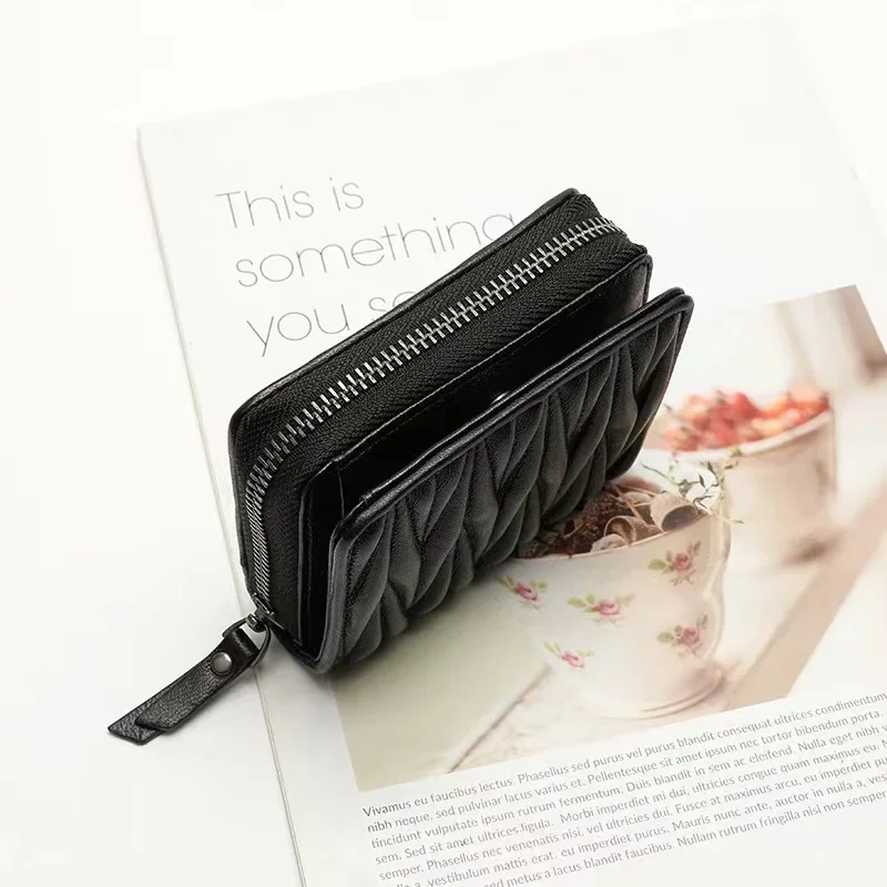 Genuine Lambskin Fold Design Ladies Short Wallet Sheep Leather Women Fashion Trendy Card Holders Coin Purse Wallet Zipper Poucht