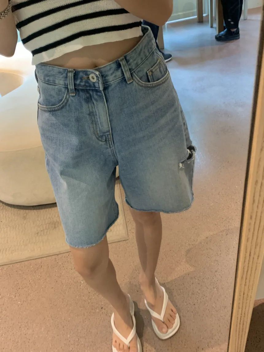 New 2024 Summer Denim Shorts For Women High Waist Hole Washed Half Length Bermuda Shorts Women Korean Style Short Jeans