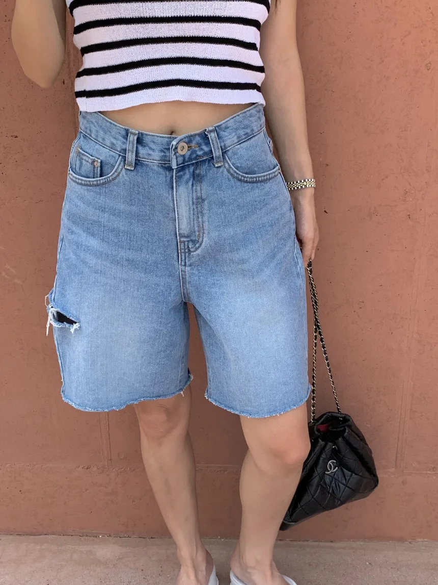 New 2024 Summer Denim Shorts For Women High Waist Hole Washed Half Length Bermuda Shorts Women Korean Style Short Jeans