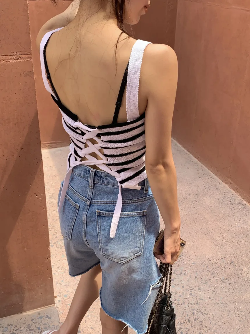 New 2024 Summer Denim Shorts For Women High Waist Hole Washed Half Length Bermuda Shorts Women Korean Style Short Jeans