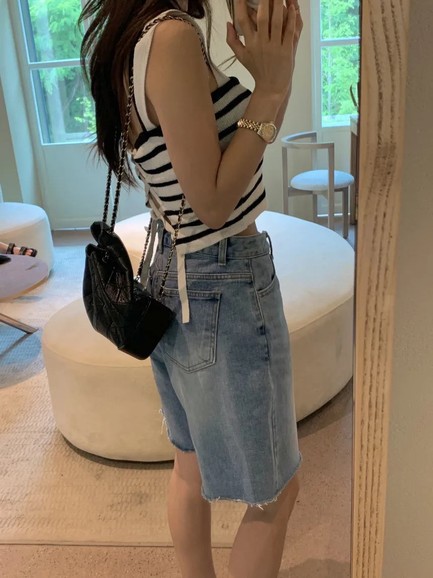 New 2024 Summer Denim Shorts For Women High Waist Hole Washed Half Length Bermuda Shorts Women Korean Style Short Jeans