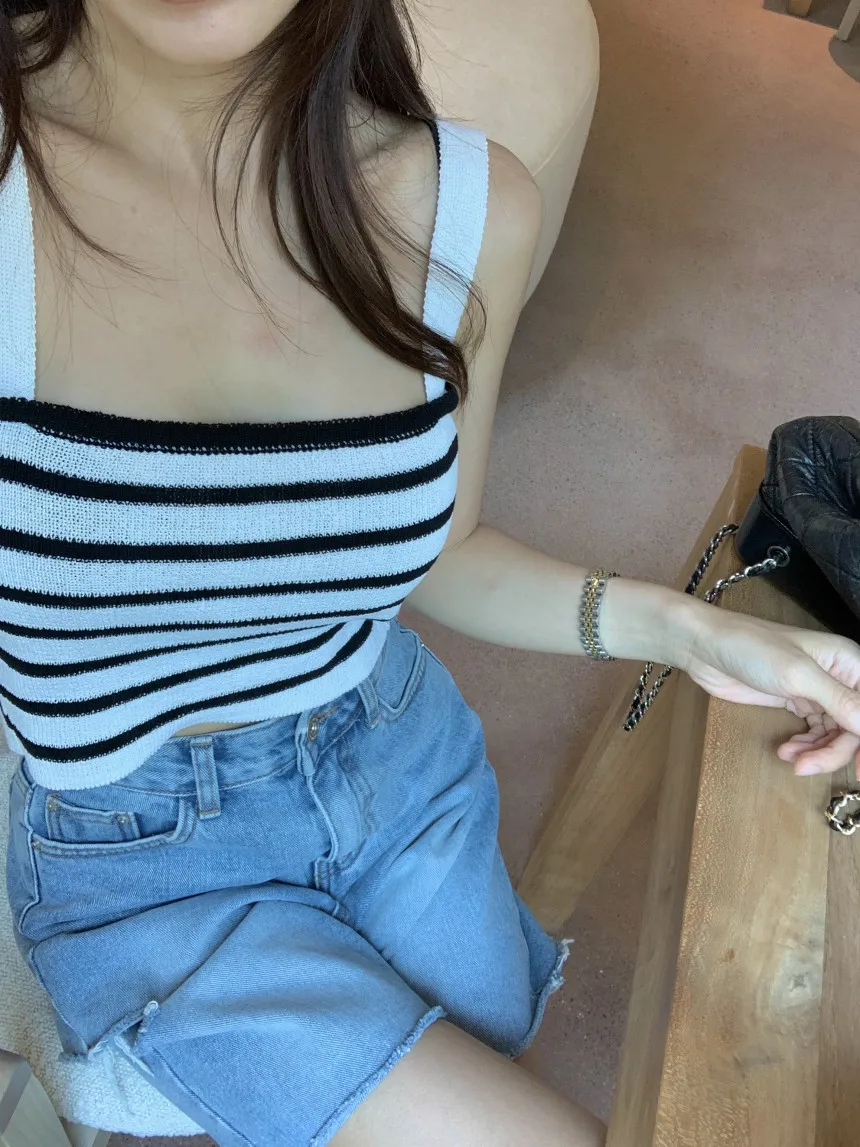 New 2024 Summer Denim Shorts For Women High Waist Hole Washed Half Length Bermuda Shorts Women Korean Style Short Jeans