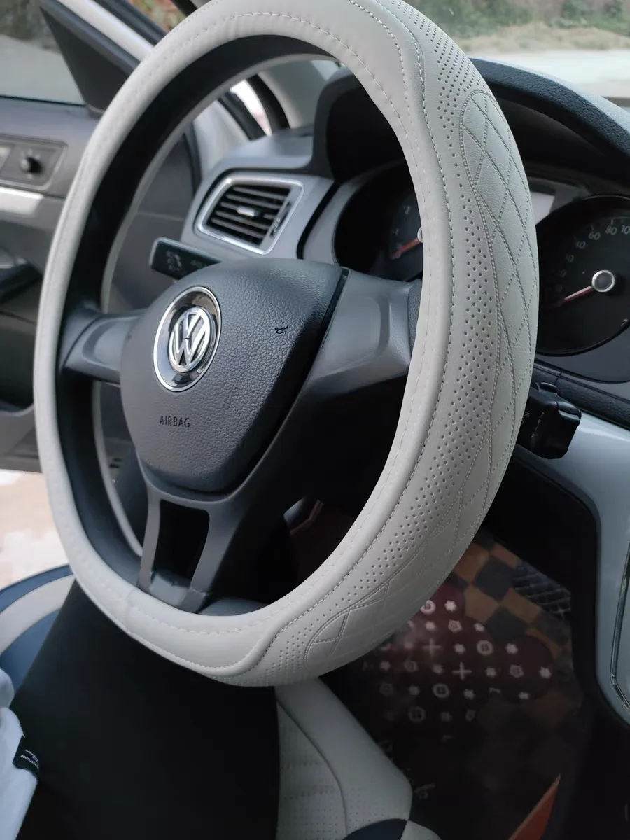 Napa Leather Perforated Patchwork Car Steering Wheel Cover, Non-slip, Breathable, Fits 14.5–15 Inch Steering Wheel Cover