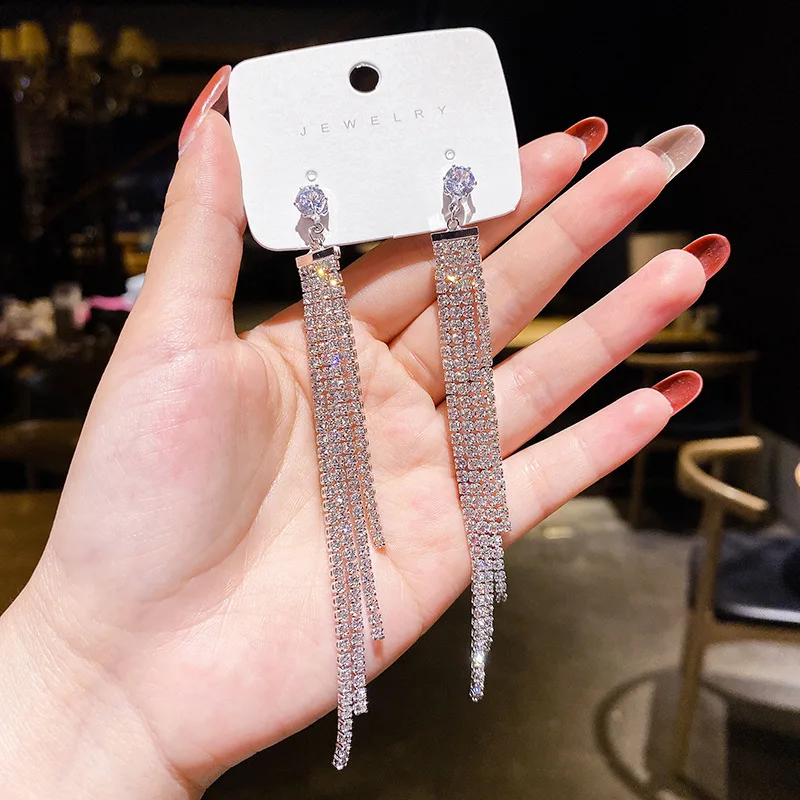 2023 New Fashion Unique Design Elegant Exquisite Light Luxury Zircon C Earrings Women Jewelry Party High-grade Gift Wholesale