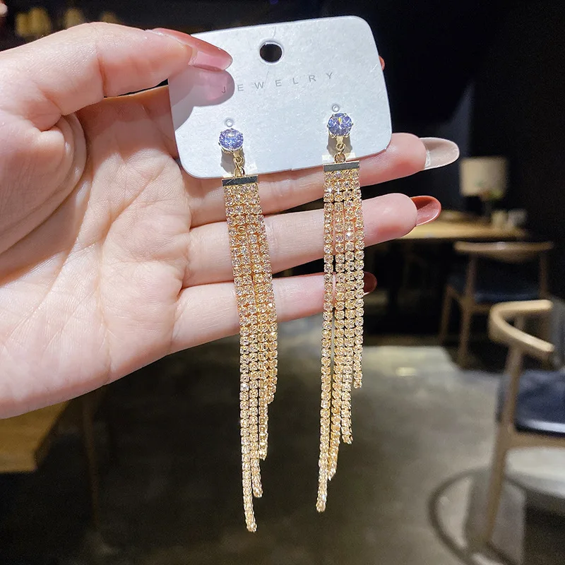 2023 New Fashion Unique Design Elegant Exquisite Light Luxury Zircon C Earrings Women Jewelry Party High-grade Gift Wholesale