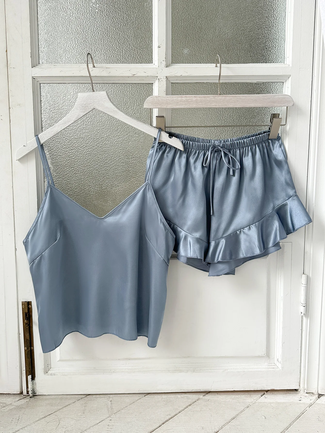 Summer Women's Satin Pajamas Loose Casual V-Neck Top With Ruffled Shorts Thin Home Wear