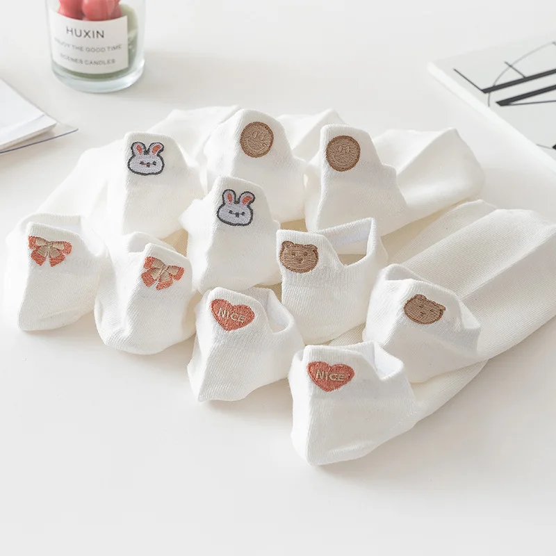 5 Pairs Cute White Socks Women Embroidered Short Ankle Socks Coffee Rabbit Bear Bowknot Love Heart Expression Cotton Boat Socks