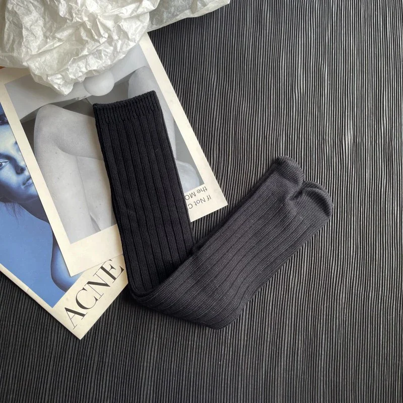 High Quality Cotton Women Two Toe Spring Autumn Winter Warm Socks Fashion Retro Striped Japanese Tabi Socks Thick Thread Needles