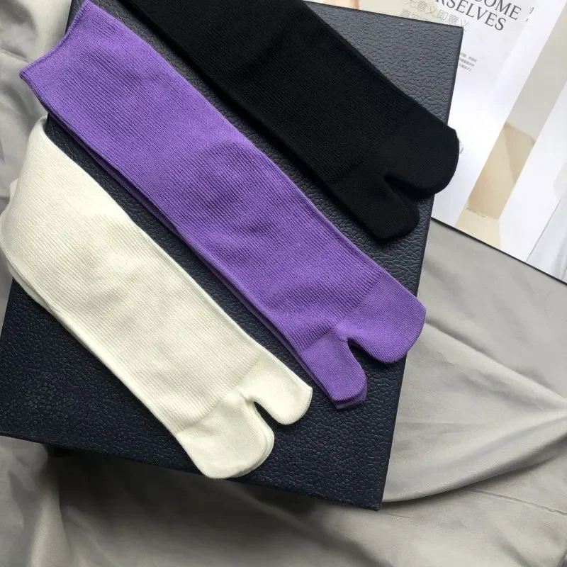 Combed Cotton Split Toe Man Woman Socks Solid Color Small Stripe Comfortable Soft Two-Toed Japanese Harajuku Women's Tabi Sox
