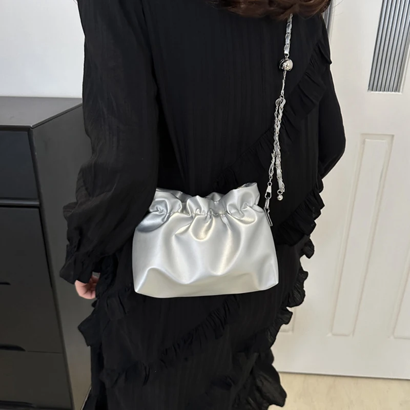 Women's Chain Bag Fashion Versatile Classic Solid Color Crossbody Bag Drawstring Shoulder Bag Silver Bucket Bag
