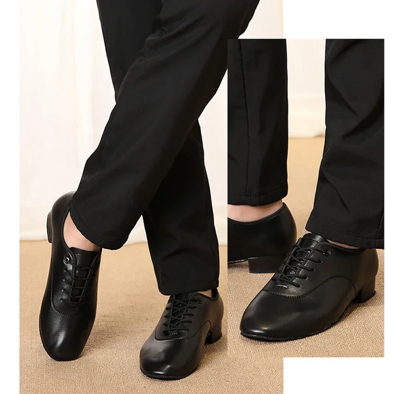 Men Dance Shoes Latin Ballroom Dance Shoes Low Heel Modern Indoor Men Tango Waltz Salsa Danicng Pu Leather Shoes Black White
