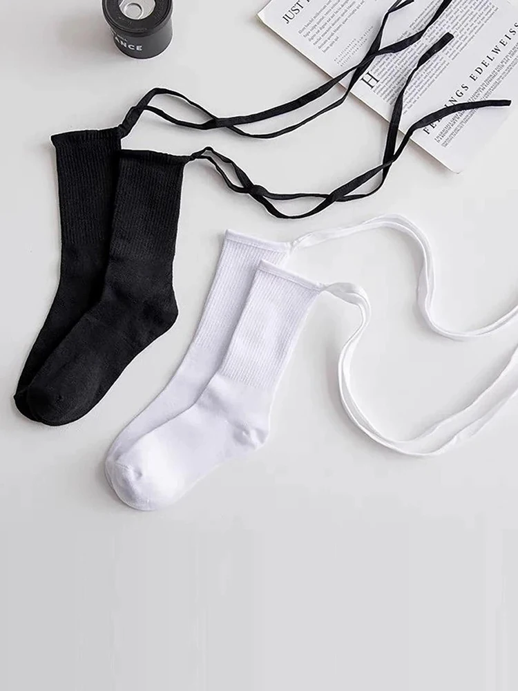 2 Pairs Jk Mid Tube Women Lace Up Socks Fashionable Versatile Black White Solid Color Cross Straps Comfortable Breathable Socks