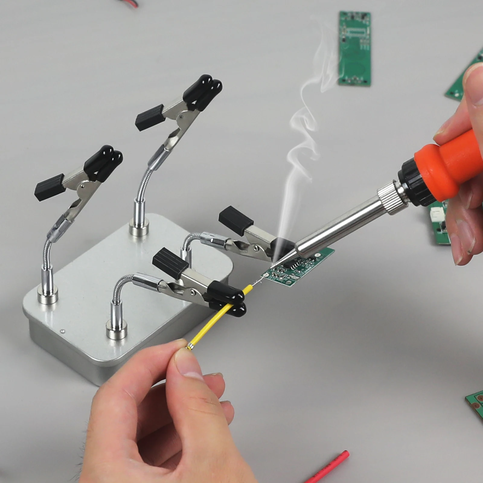 NEWACALOX Soldering Helping Hands 4 Magnetic Universal Flexible Arm Welding Assistant PCB Clamp Thir Hand Welding Repair Tools