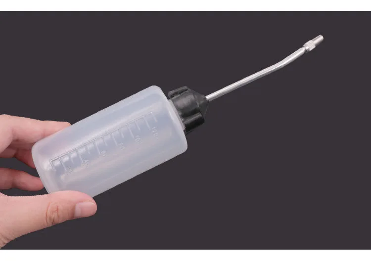 120ML Sewing Machine Oil Bottle Iron Spout with Cap Plastic Long Nozzle Storage Pot Oiler Oil Dispenser Sewing Accessories