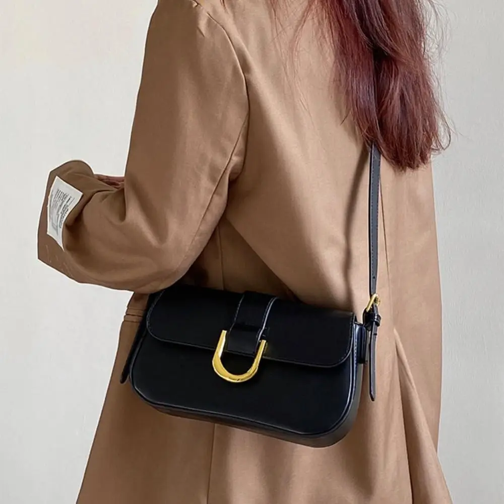 Classic PU Leather Horseshoe Buckle Casual Crossbody Bag Soild Color Small Shoulder Bag with Zipper Closure Women Clutch Purse