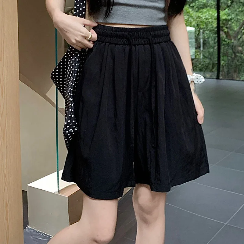 2024 Woman High Waist Folds Loose Shorts Girls Korean Fashion Y2k Clothes Slacks Female Harajuku Black Gray Apricot Shorts Pants