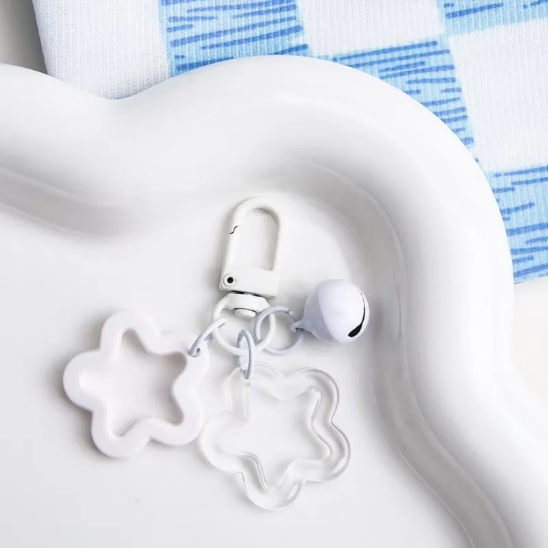 Colorful Star-Shaped Retractable Plastic ID Card Holder with Keychain. Cute and Practical, Suitable for Bus Cards, Campus ID