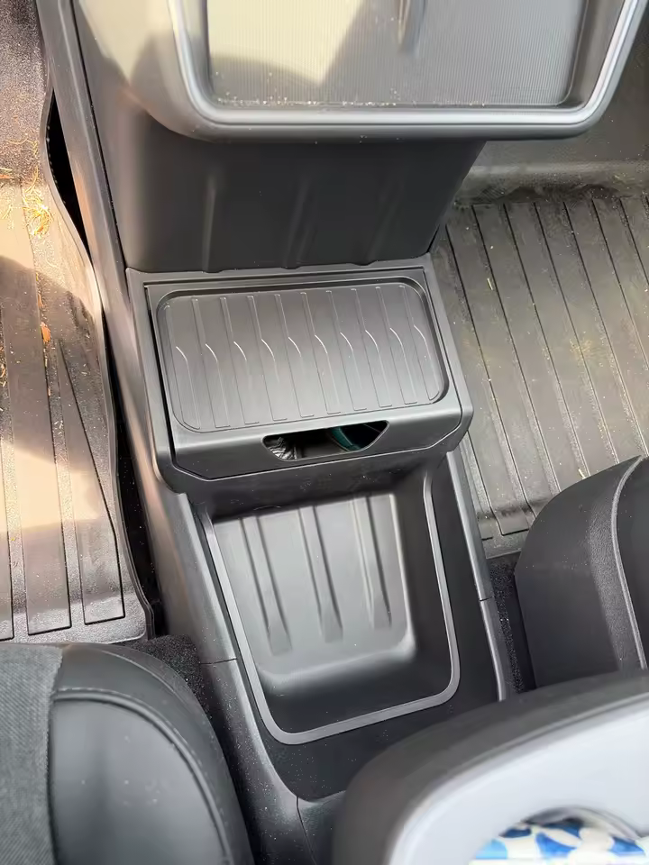Smabee for Tesla Model Y Juniper RWD Standard 2026 2025 Center Lower Storage Box TPE Central Tray Organizer Accessories Tidying
