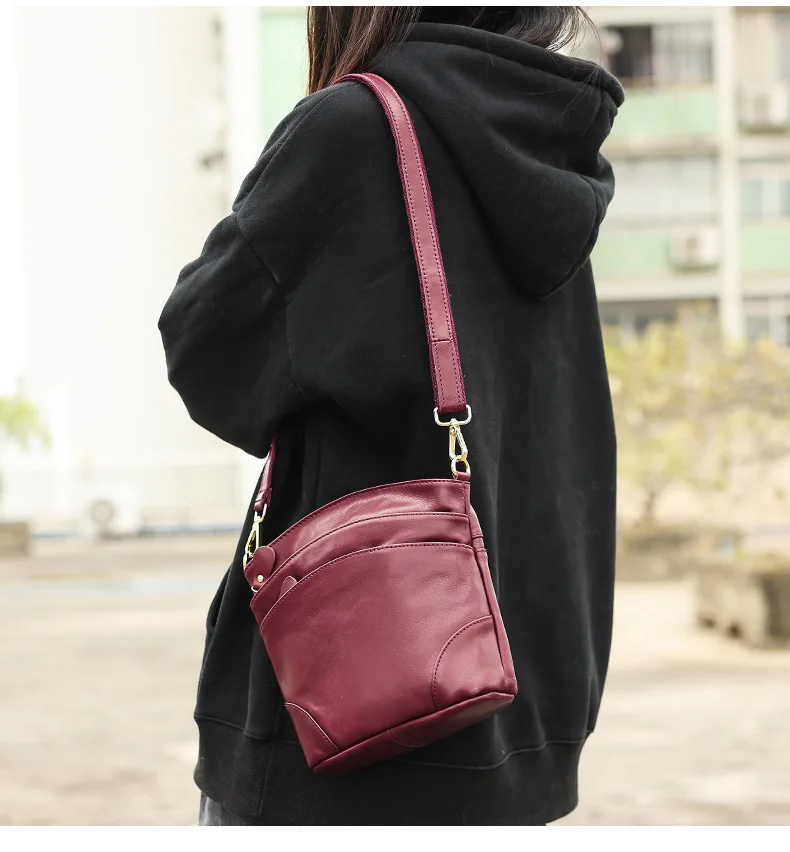 Genuine Leather Women Messenger Bags Cow Leather Crossbody Shoulder Bag Small Female Handbags Capacity Phone Bag for Girls