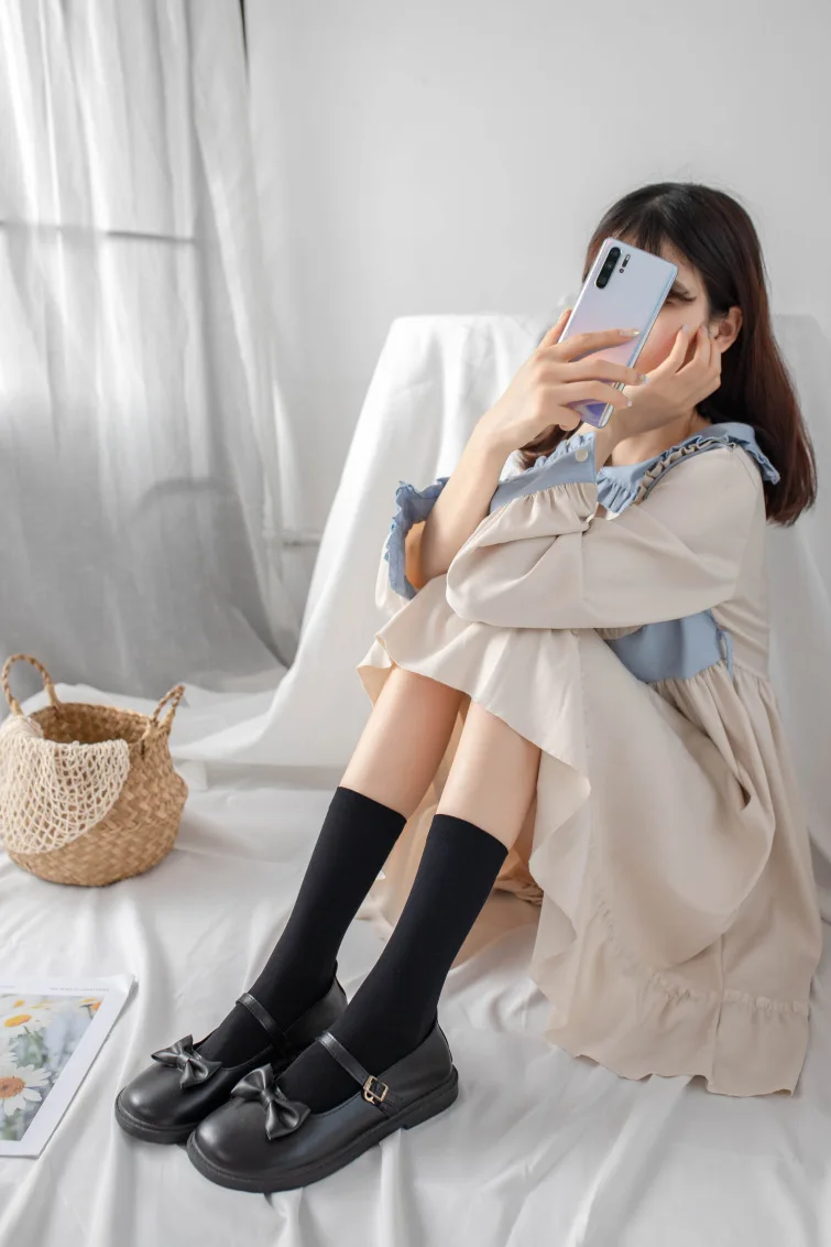 Women Socks Spring Summer Ladies Solid Color Socks Long Tube Short Socks High Mid Tube Socks Velvet White Black Soks for Girls