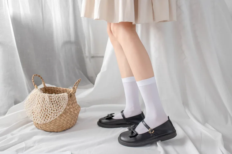 Women Socks Spring Summer Ladies Solid Color Socks Long Tube Short Socks High Mid Tube Socks Velvet White Black Soks for Girls