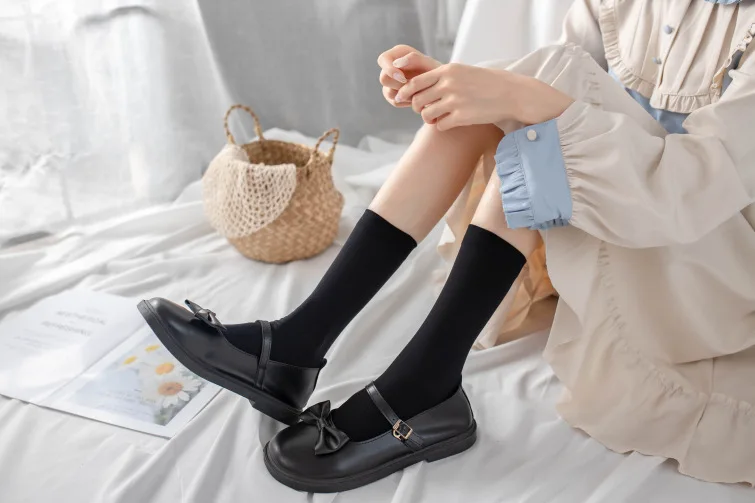Women Socks Spring Summer Ladies Solid Color Socks Long Tube Short Socks High Mid Tube Socks Velvet White Black Soks for Girls