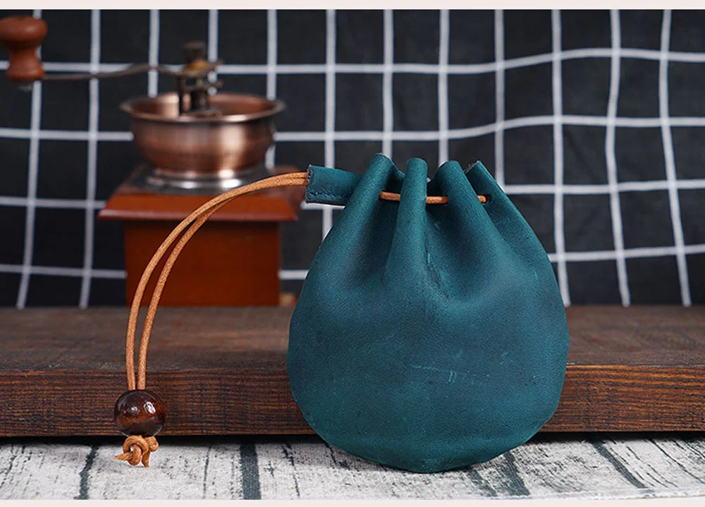 AIGUONIU Original Handmade Genuine Leather Unisex Coin Purse Cow Leather Coins Money Pocket Retro Wallet Drawstring Storage Bag