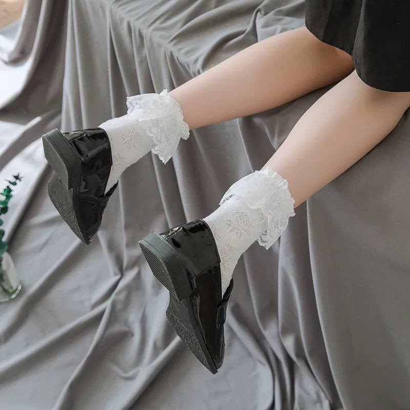 Woman Socks Lolita Style Black White Ruffle Socks Mesh Thin Lace Sweet Girls Japanese Fashion Lolita Cute Socks Calcetin Medias