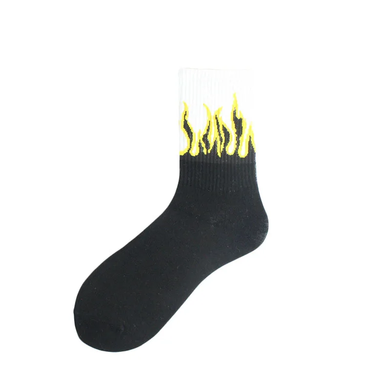 Unisex Flame Black White Yellow Fire Sokken Novelty Hip Hop Harajuku Socks Skateboard Calceines Mujer Street Skarpetki Socks