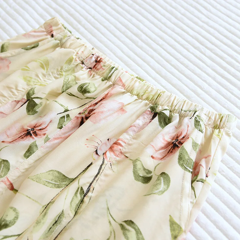 Spring And Summer New Women's Trousers 100% Viscose Large Flowers Comfortable Pajama Pants Loose Closing Home Pants Plus Size