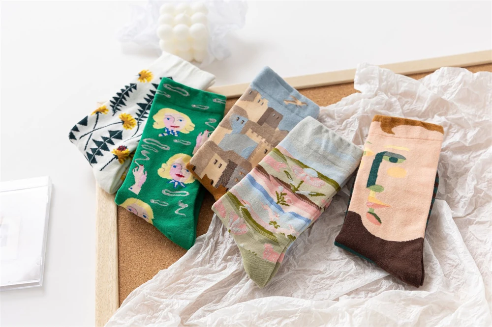 Hot Sale Colorful Cartoon Creative Fashion Vine Graffiti Novelty Men Women Socks Winter Warm Comfortable Cotton Sokken Dropship