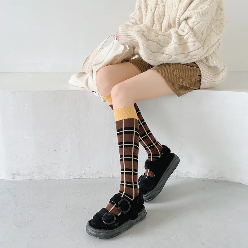 Calf socks European and American ins abstract art knee-length beautiful legs long combed cotton tide socks