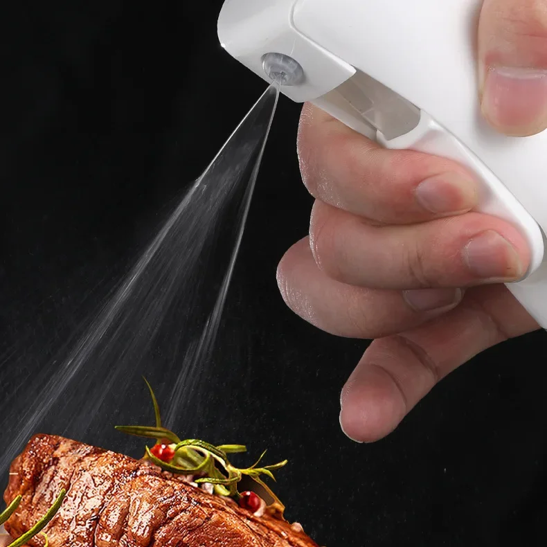 200/300/500mlOil Spray Plastic Household Kitchen Oil Spray Bottle Or Oil Brush Nebulizing Mist Filling Cooking Dual Use BBQ