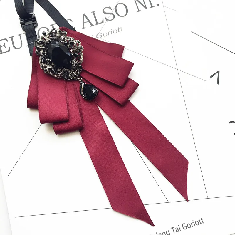 Vintage Crystal Fabric Bow Tie Brooch Korean Fashion Bowties Neckties for Women White Shirt Collar Luxury Jewelry Accessories