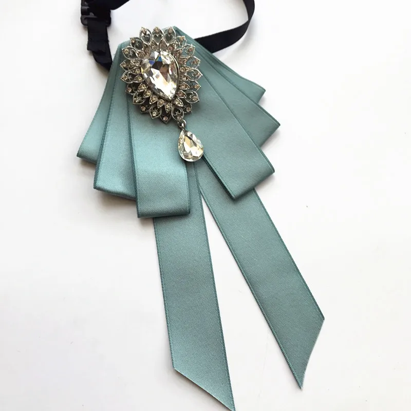 Vintage Crystal Fabric Bow Tie Brooch Korean Fashion Bowties Neckties for Women White Shirt Collar Luxury Jewelry Accessories
