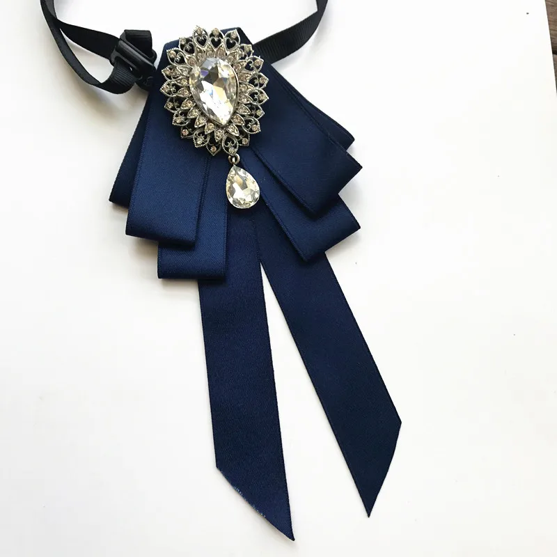 Vintage Crystal Fabric Bow Tie Brooch Korean Fashion Bowties Neckties for Women White Shirt Collar Luxury Jewelry Accessories