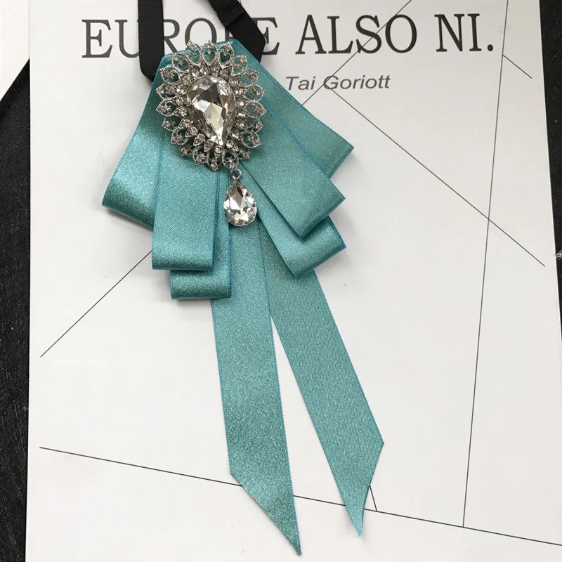 Vintage Crystal Fabric Bow Tie Brooch Korean Fashion Bowties Neckties for Women White Shirt Collar Luxury Jewelry Accessories