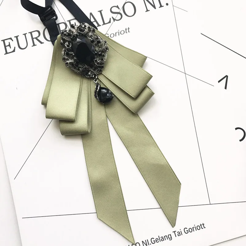 Vintage Crystal Fabric Bow Tie Brooch Korean Fashion Bowties Neckties for Women White Shirt Collar Luxury Jewelry Accessories