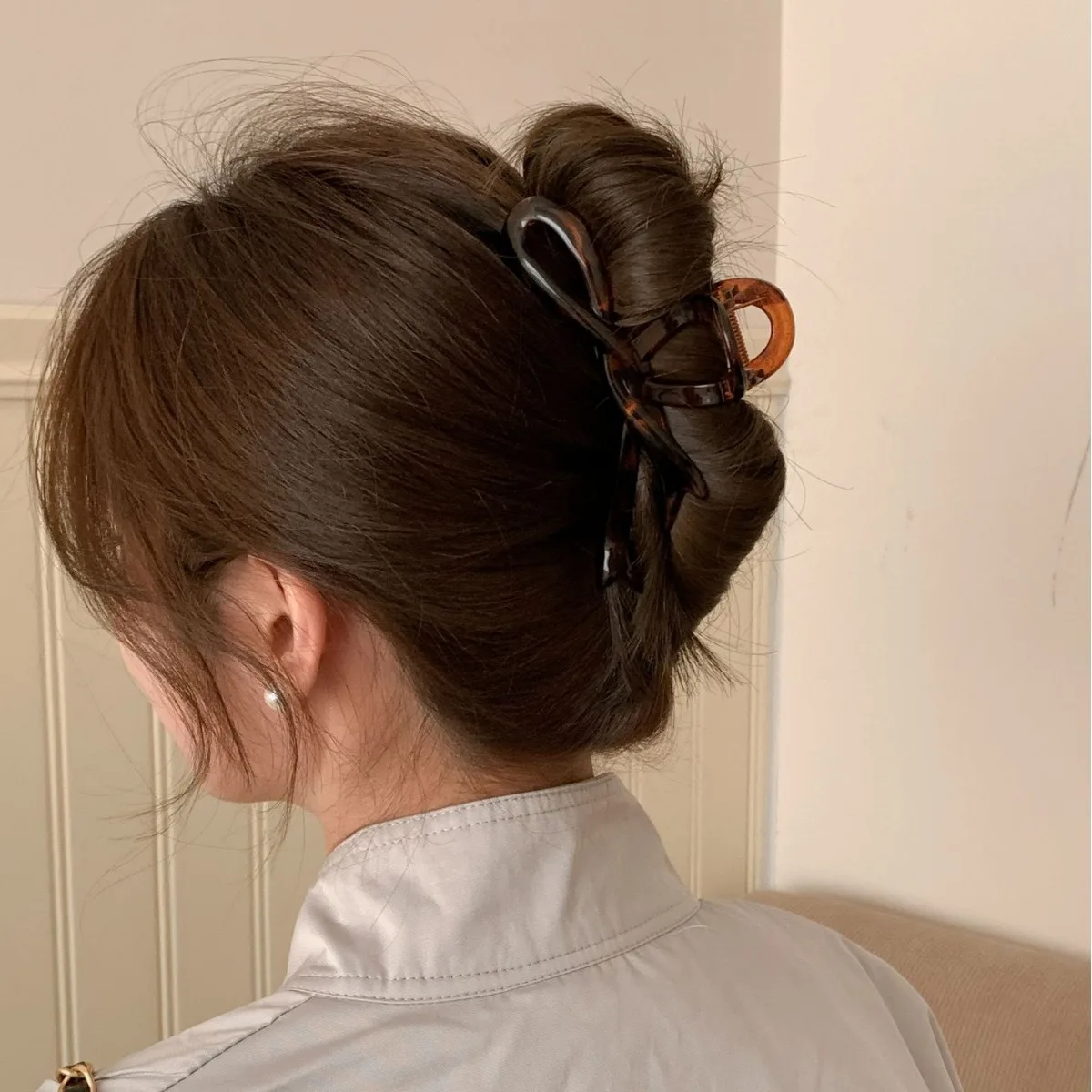 13cm Acrylic Ribbon Bow Hair Claws Crab Hair Clips Glossy Barrettes Headwear Hairpins Shark Ponytail For Women Hair Accessories