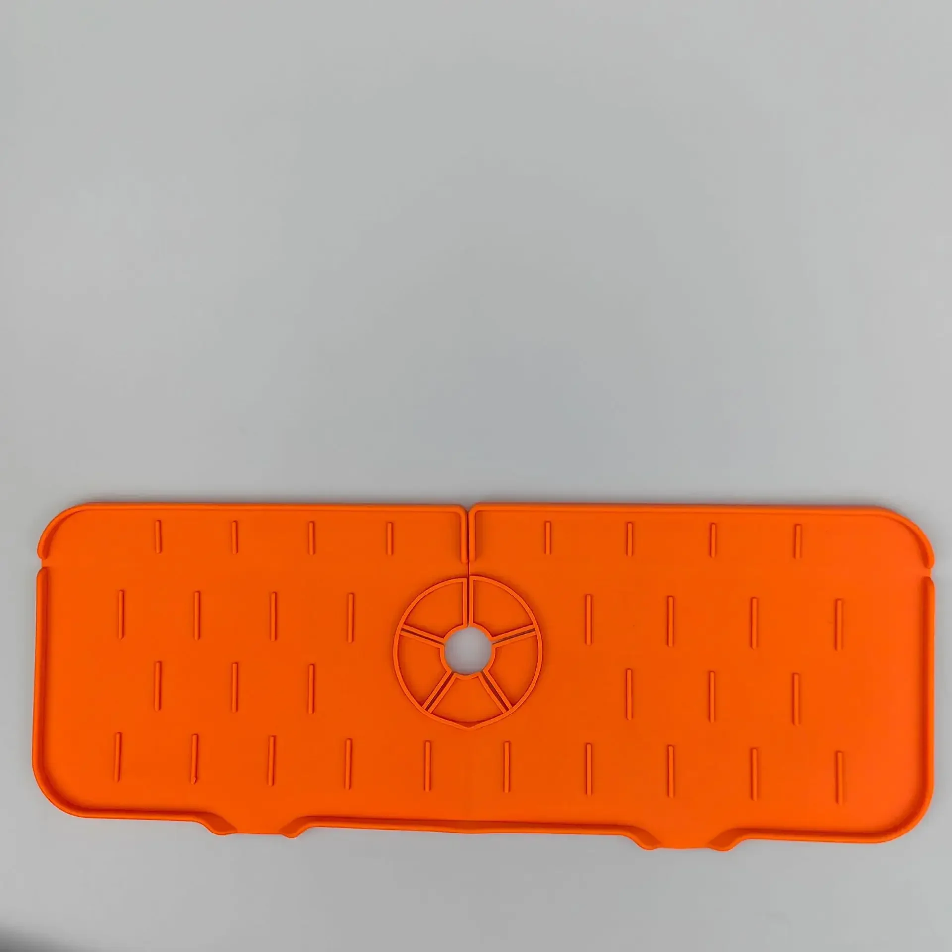 Silicone Mat Gourmet Faucet Kitchen Accessory Home Appliance Sponge Rack Kitchens Accessories Kitchen Sink Splash Guard for You