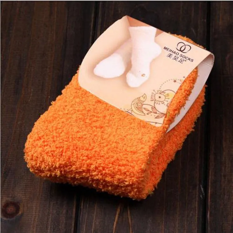 Women's Bed Socks Pure Color Fluffy Warm Winter Christmas Gift Soft Floor Home Candy Color Coral FLeece Velvet Socks Dropship