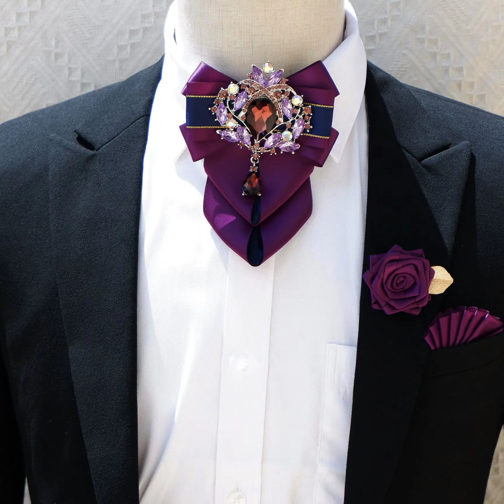 Luxury Rhinestone Bow Tie Brooch Pocket Towel Set Men's High-end Jewelry Gift Fashion New British Korean Men Wedding Accessories