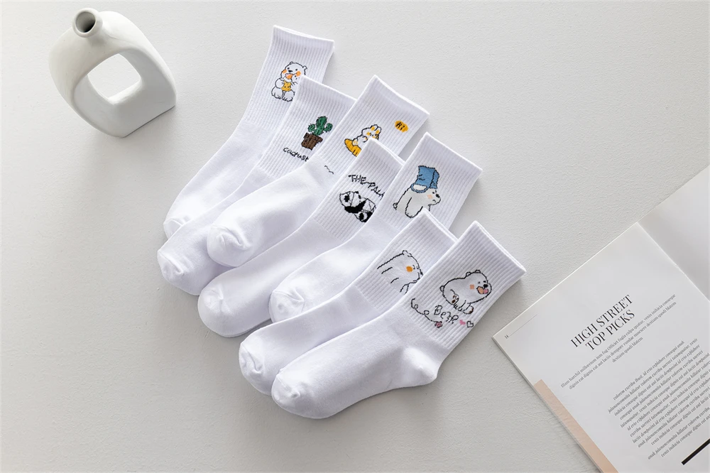Ins New Autumn Cartoon Bear Panda Rabbit Cactus White Sports Women Soft Cotton Cute Winter Socks Kawaii Hipster Street Graffiti