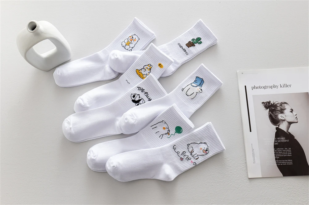 Ins New Autumn Cartoon Bear Panda Rabbit Cactus White Sports Women Soft Cotton Cute Winter Socks Kawaii Hipster Street Graffiti