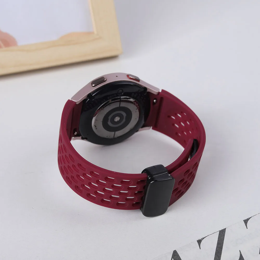 Silicone Strap for Samsung Galaxy Watch 7 6 5 4 40mm 44mm 5 Pro 45mm Magnetic Buckle Band 6 Classic 43mm 47mm No Gaps Bracelet