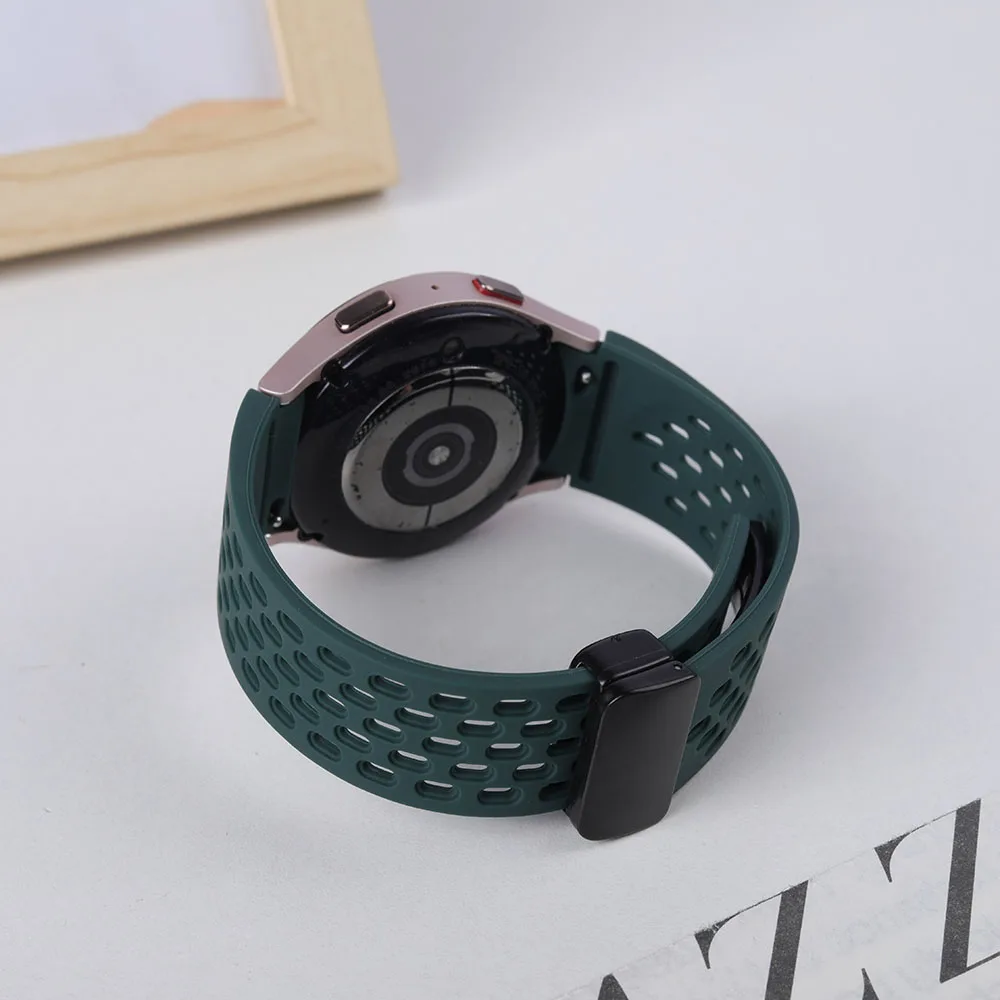 Silicone Strap for Samsung Galaxy Watch 7 6 5 4 40mm 44mm 5 Pro 45mm Magnetic Buckle Band 6 Classic 43mm 47mm No Gaps Bracelet