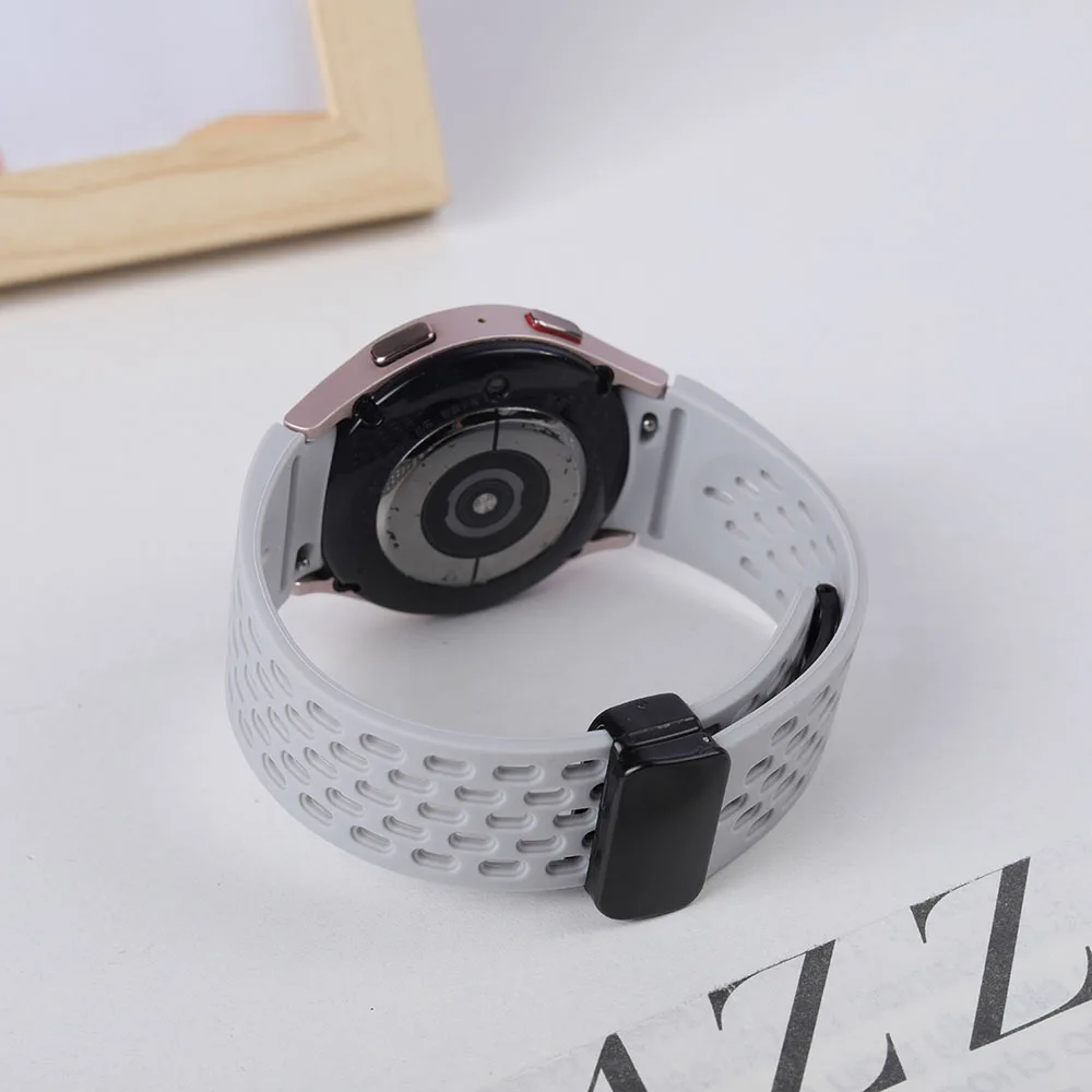 Silicone Strap for Samsung Galaxy Watch 7 6 5 4 40mm 44mm 5 Pro 45mm Magnetic Buckle Band 6 Classic 43mm 47mm No Gaps Bracelet
